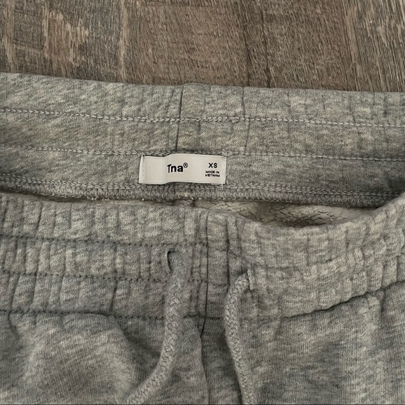 TNA Perfect Sweatpants - Picture 2 of 5